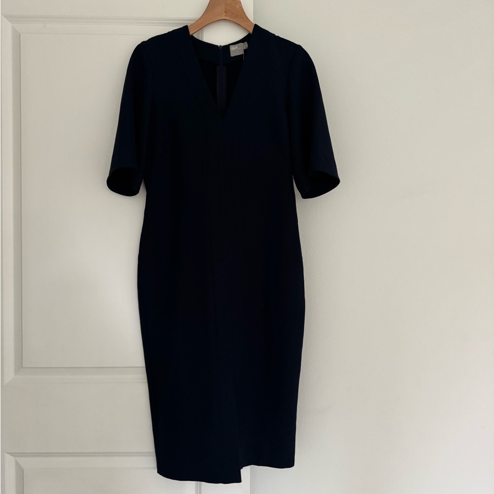 NWT ASOS women’s navy blue straight pencil midi pencil dress size 8